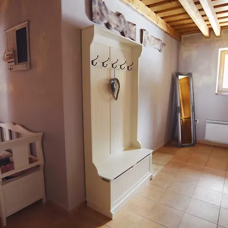 Fairy-tale Apartment *